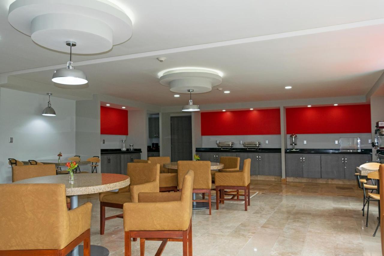 Hotel 5 Inn Plus León de los Aldamas Extérieur photo